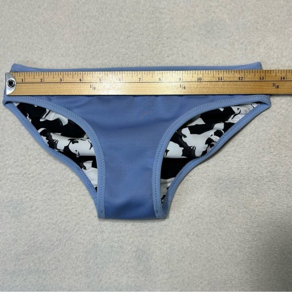 ADIDAS BY STELLA MCCARTNEY Priblue Floral Reversible Bikini Bottoms Size XS - Picture 12 of 13